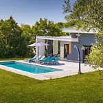 Villa Mariva