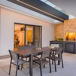 Mariva Villa