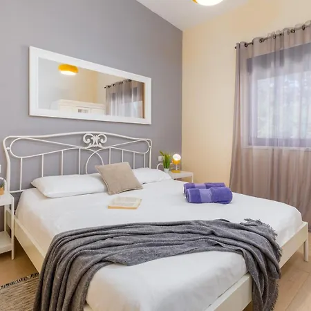 فيلة Mariva Žminj