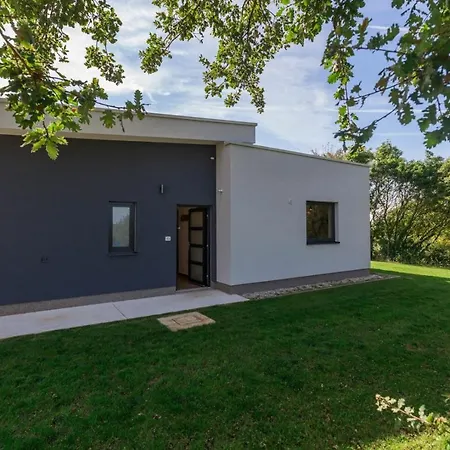 Mariva Villa Zminj